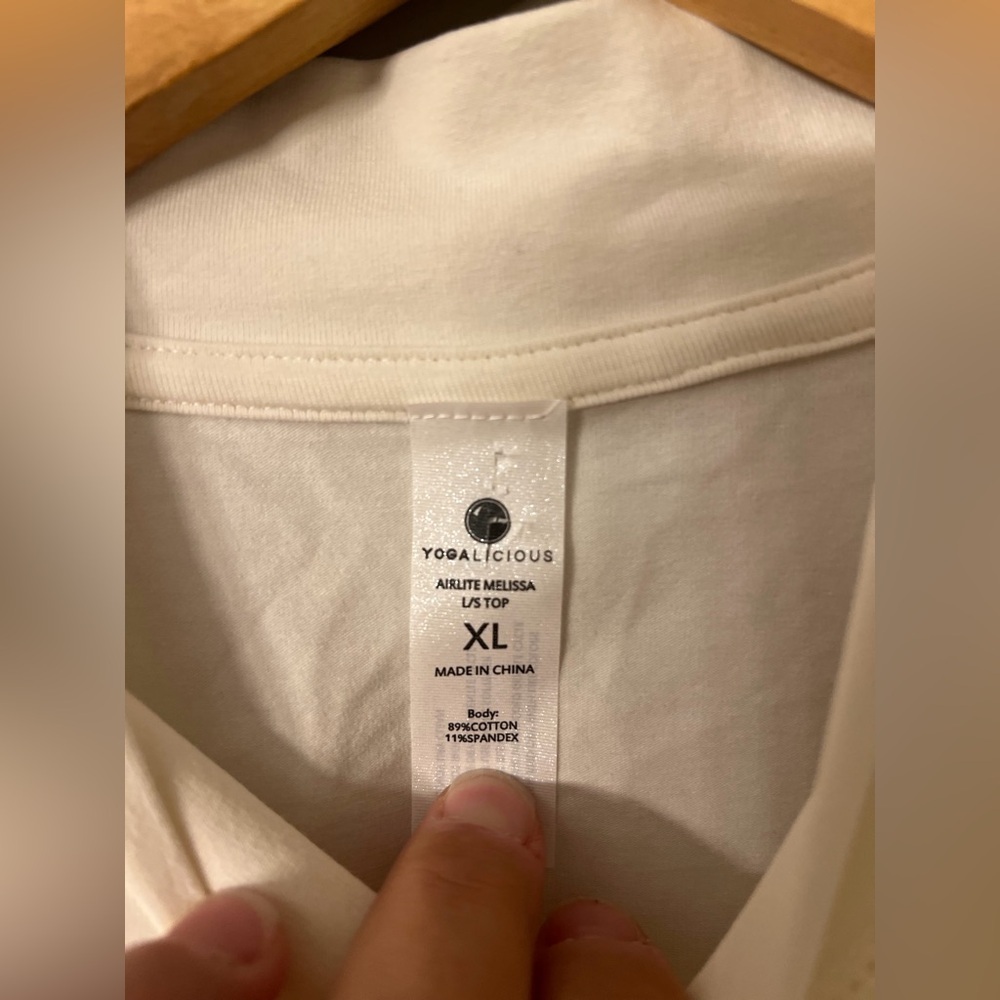 Yogalicious Off White Long Sleeve Melissa Fitted Tee NWT XL - Picture 3 of 8